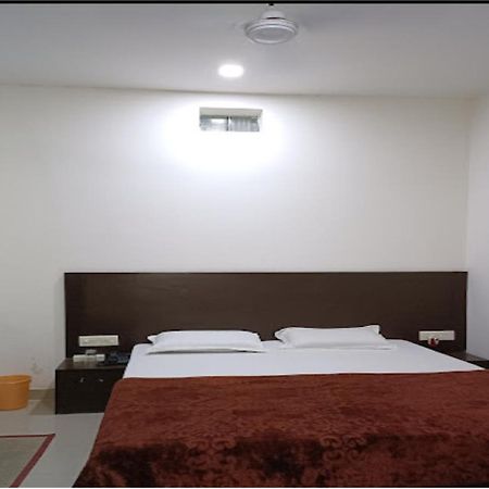 Supreme Guest House By Wb Inn Agra  Eksteriør billede