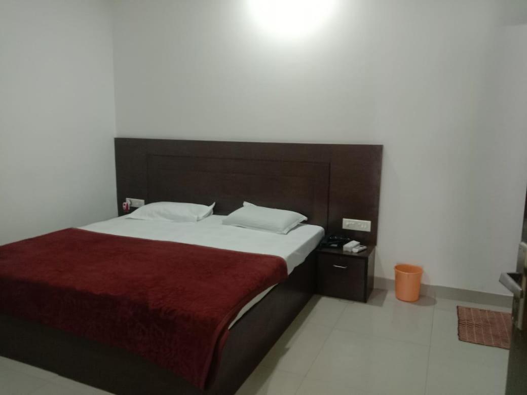 Supreme Guest House By Wb Inn Agra  Eksteriør billede