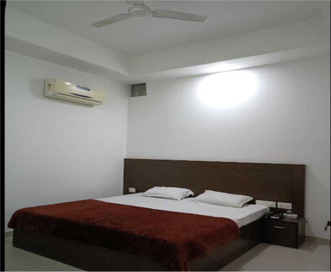 Supreme Guest House By Wb Inn Agra  Eksteriør billede